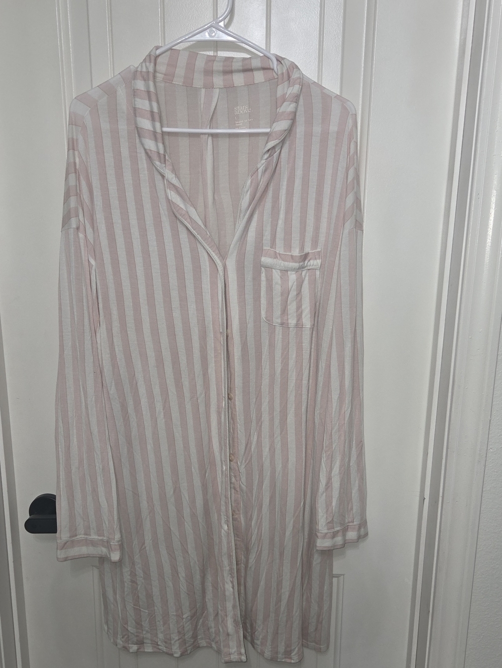 stars above Light Pink & White Striped Long Sleeve Sleep Shirt